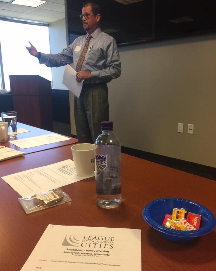 Randall Stone speaking at a League of California Cities Sacramento Valley Division membership meeting in Sacramento